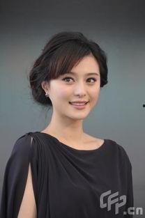 娱乐圈美女最新爆料图片,惊艳瞬间大揭秘！